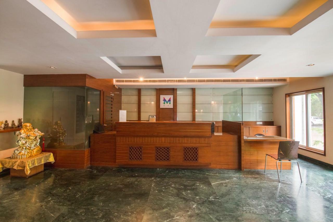 Mint Koregaon Park Next To Osho Ashram Pune Exterior photo