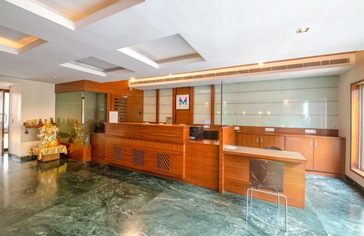 Mint Koregaon Park Next To Osho Ashram Pune Exterior photo
